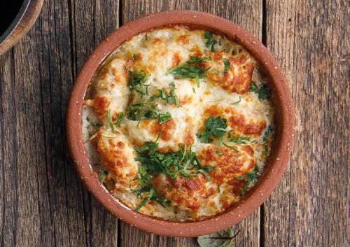 Запеченные шампиньоны с сыром
