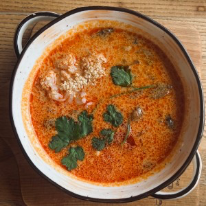 Том ям с курицей