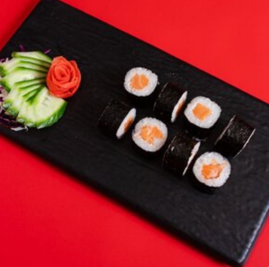 Ролл Сяке маки