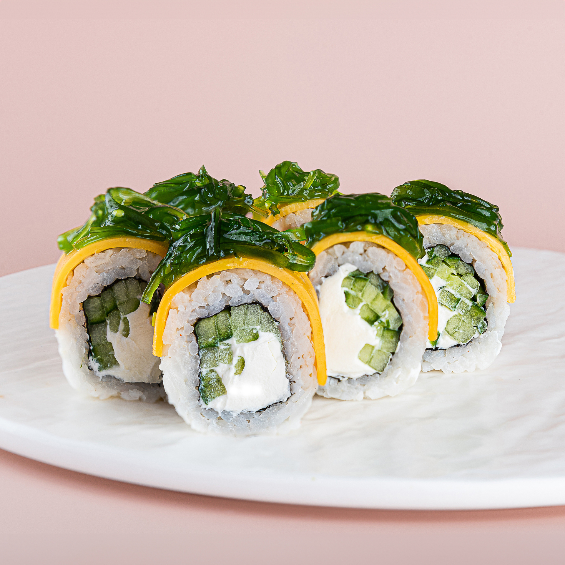 Ролл Вега Сырный