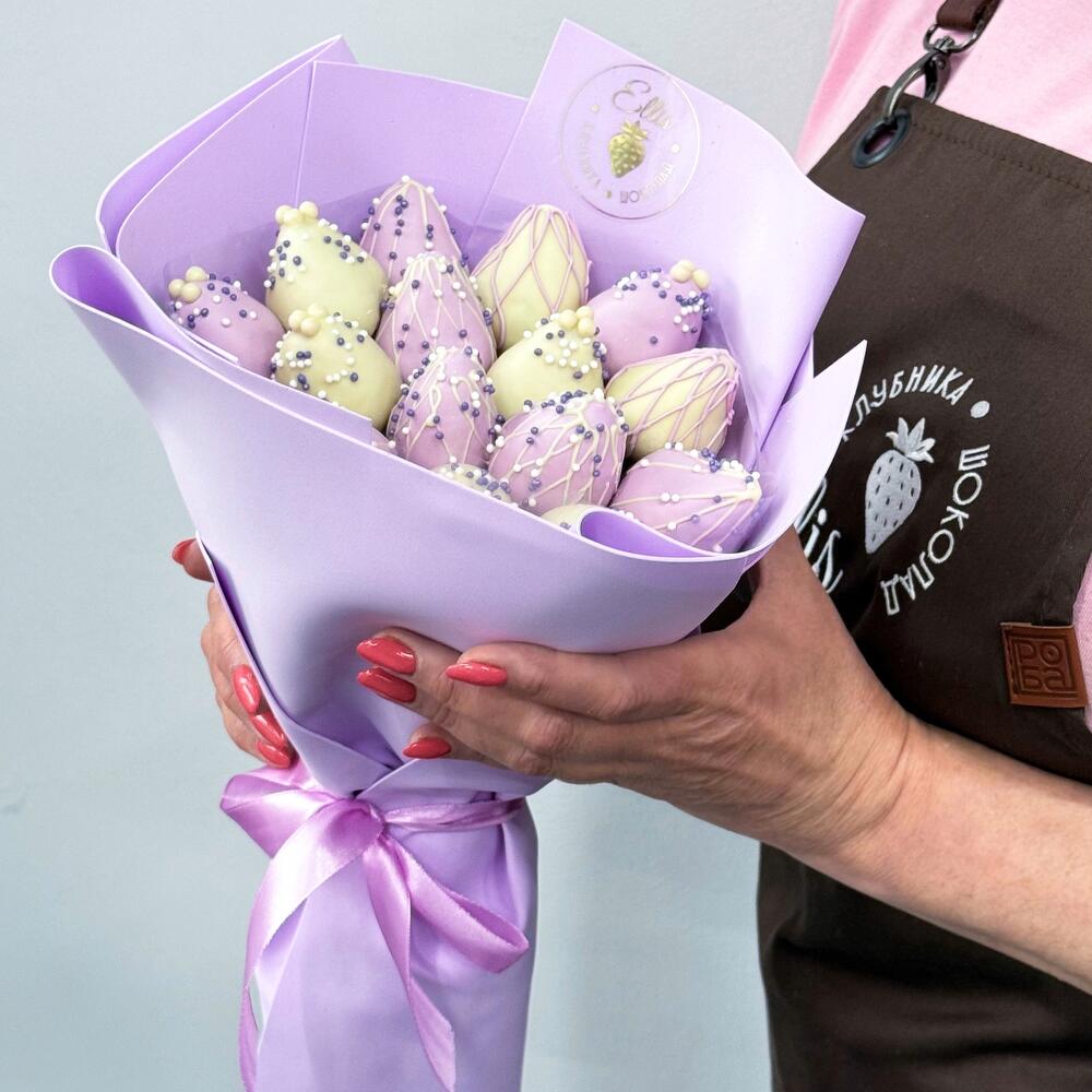 Букет из клубники "Лавандовый"