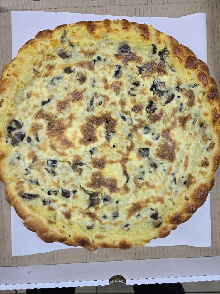 Пирог с грибами и картошкой