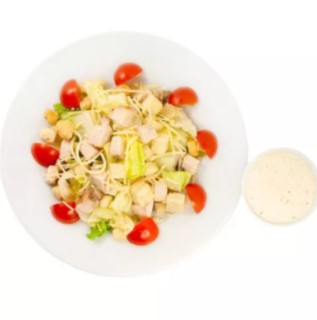 Салат Цезарь с курицей