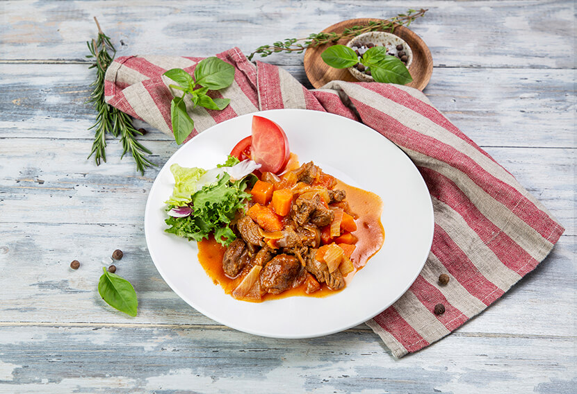 Гуляш из говядины