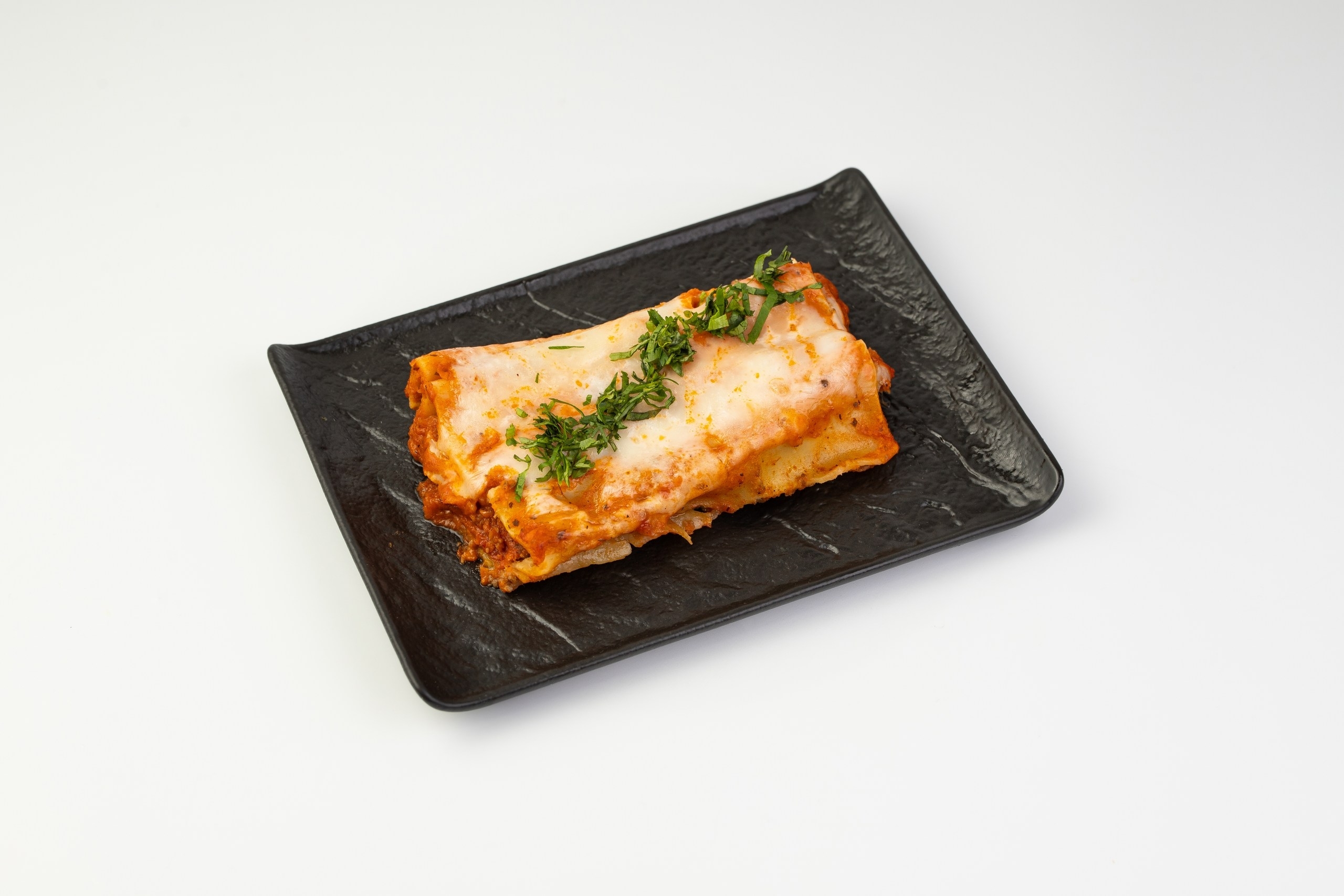 Паста Каннеллони с мясом в томатном соусе