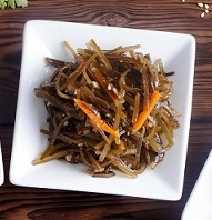 Салат из морской капусты