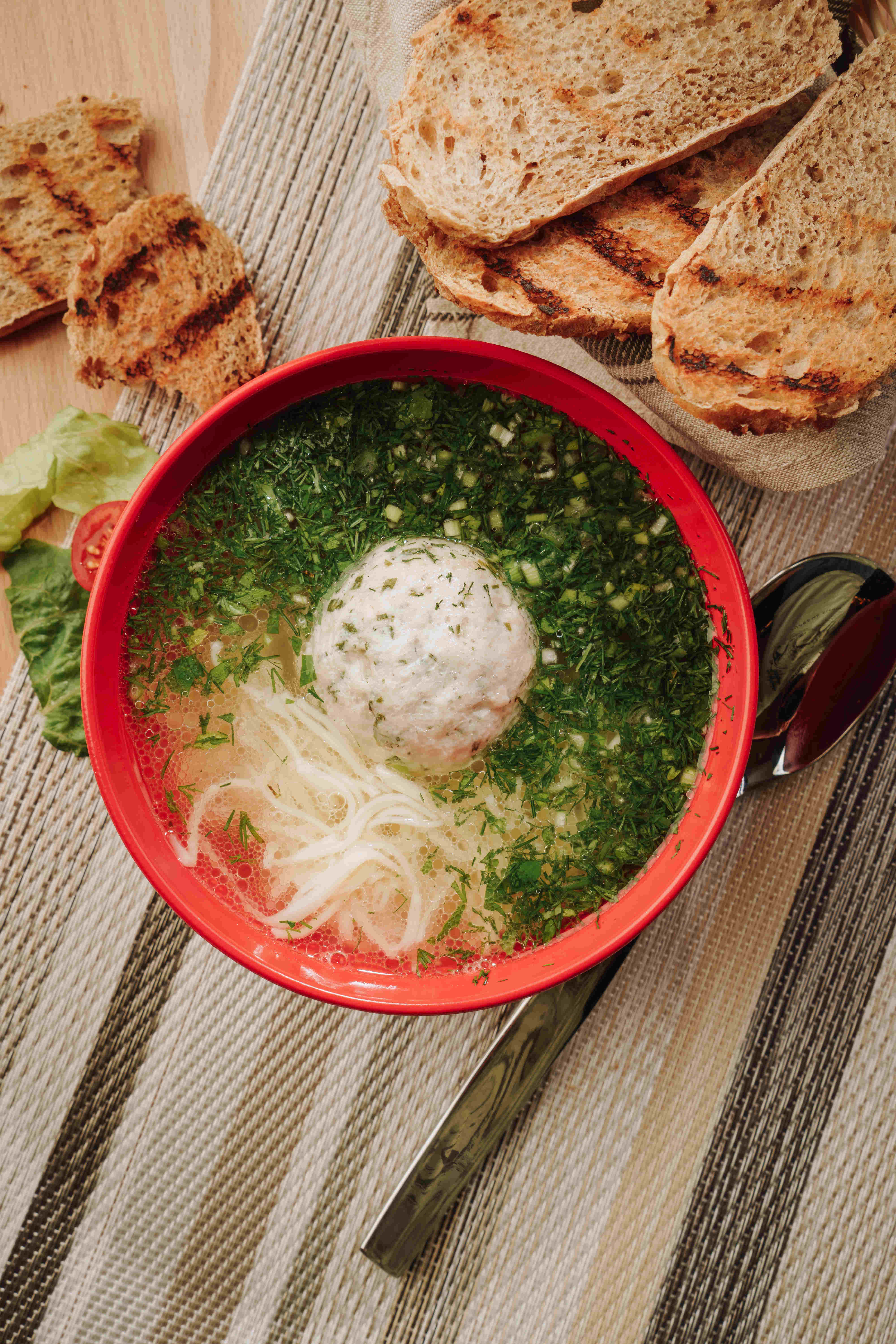 Домашняя лапша с куриной кюфтой