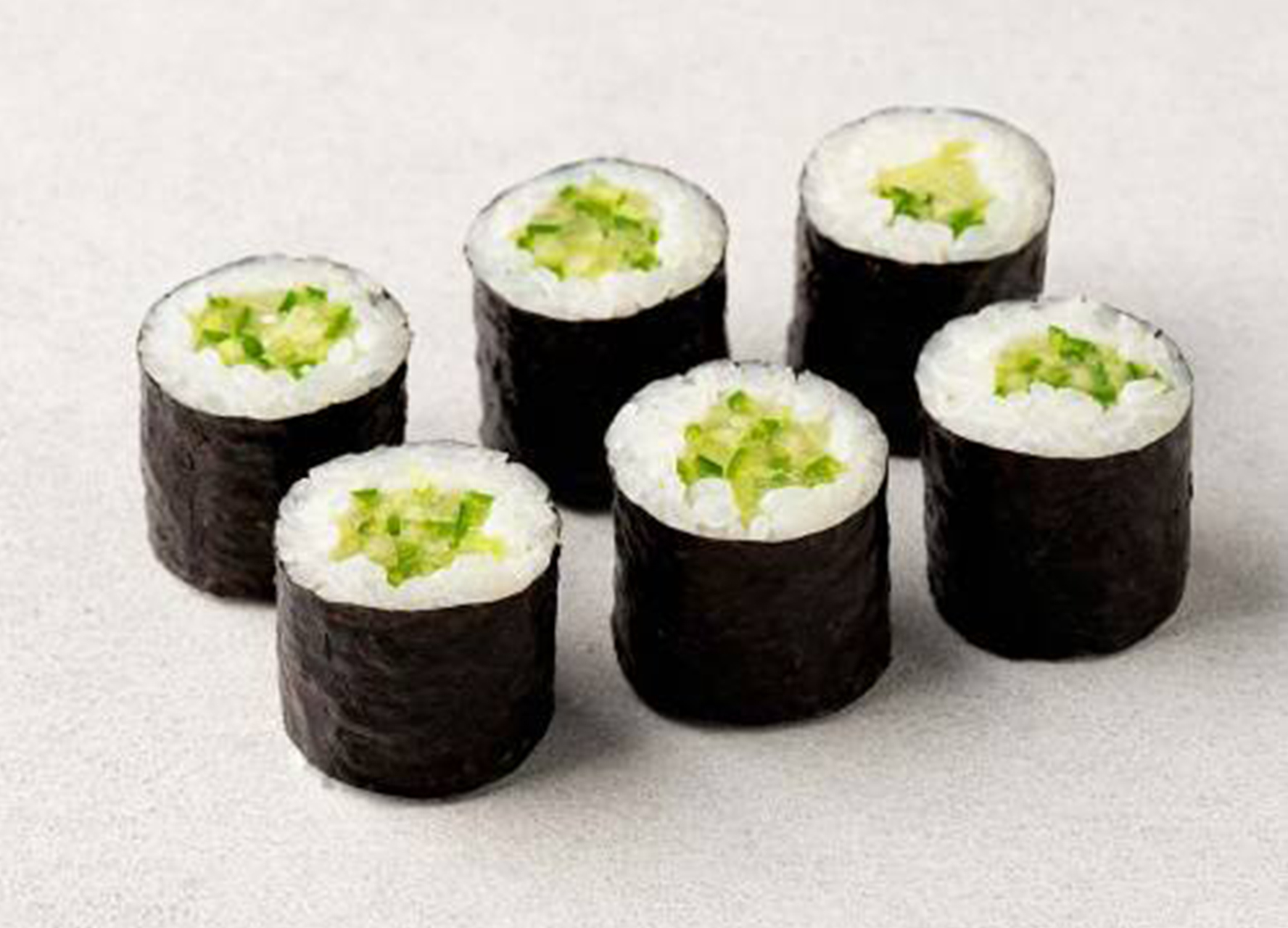 Ролл с огурцом