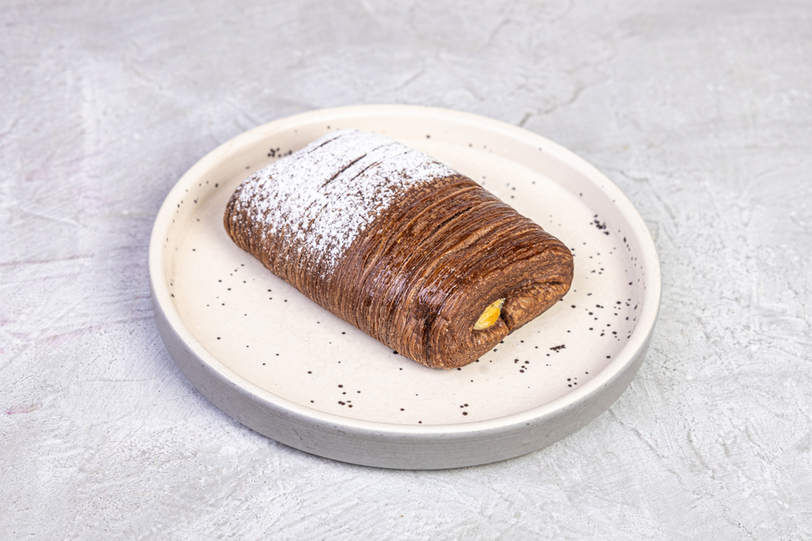 Слойка шоколадная