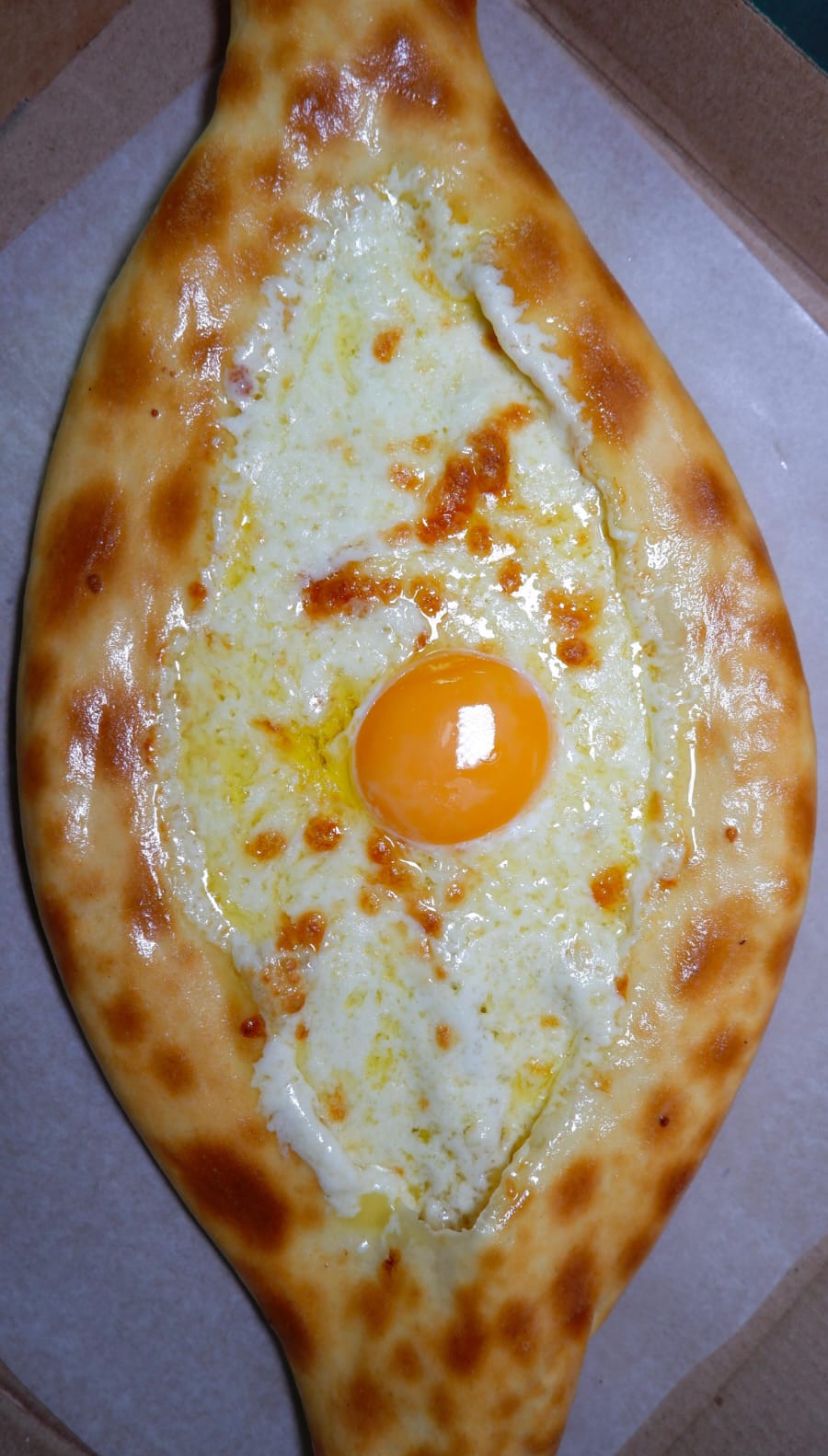 Хачапури по-аджарски