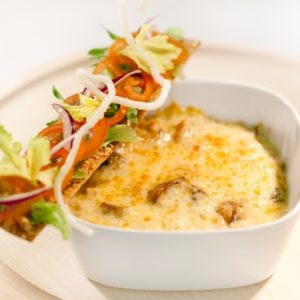 ЖЮЛЬЕН С КУРИНЫМ ФИЛЕ И ГРИБАМИ