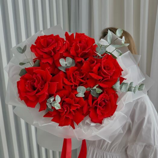 Французские красные розы (вывернутые розы)