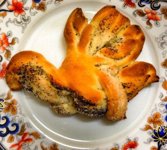 Плюшка сахарная (80 гр)