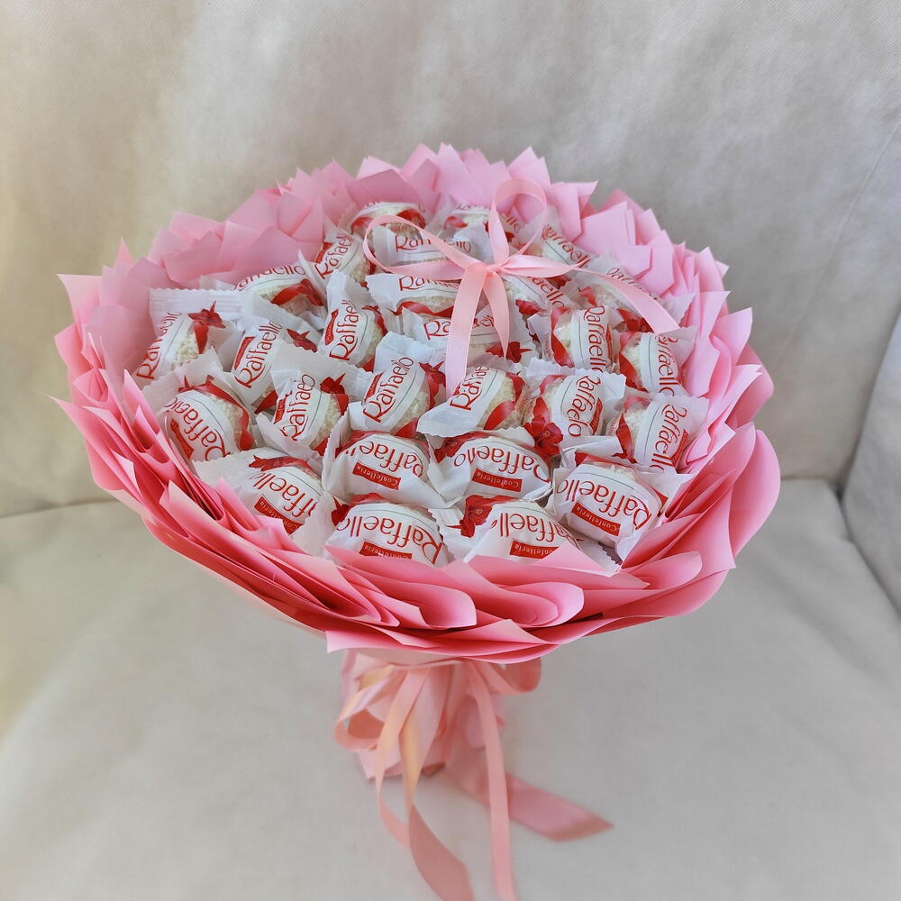 Букет сердце из рафаэлло