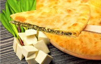 Пирог с курицей, картошкой и сыром