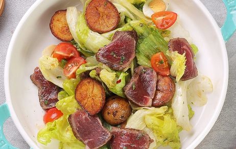 Салат с ростбифом