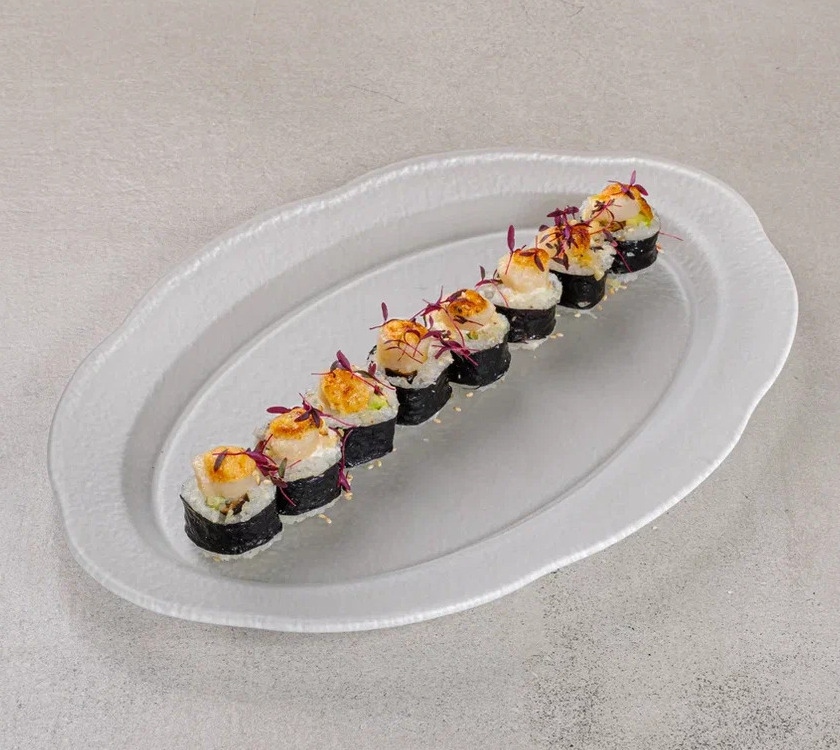 Запечённый ролл курильский гребешок