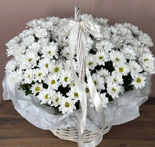 Композиция "Корзина ромашек"