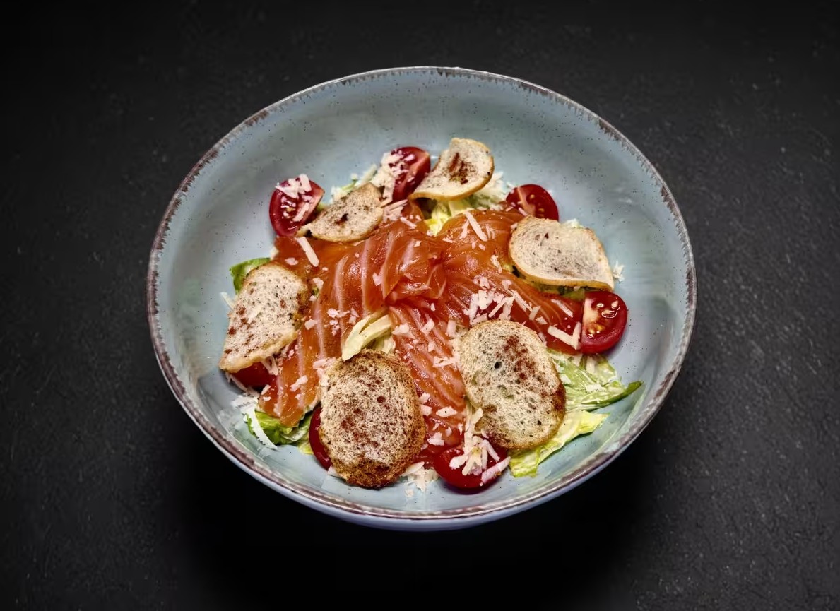 Цезарь с лососем