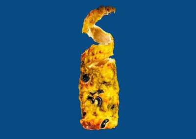 С сыром и оливками S