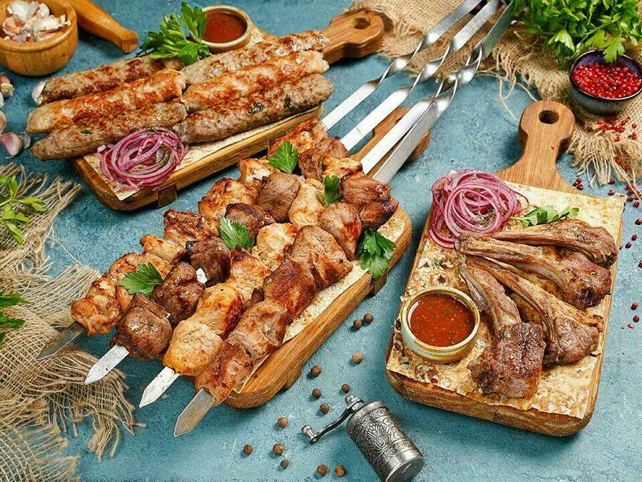 АССОРТИ ШАШЛЫКОВ И ЛЮЛЯ