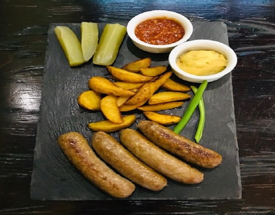 МЯСНЫЕ КОЛБАСКИ
