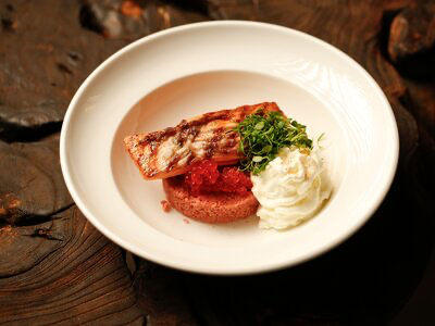 Форель с кускусом и апельсиновым муссом