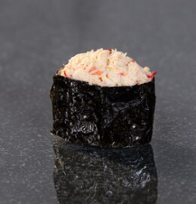 Гункан с камчатским крабом спайси