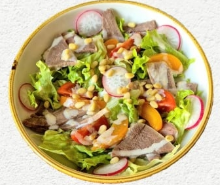 Фирменный салат Метис с говяжьим языком