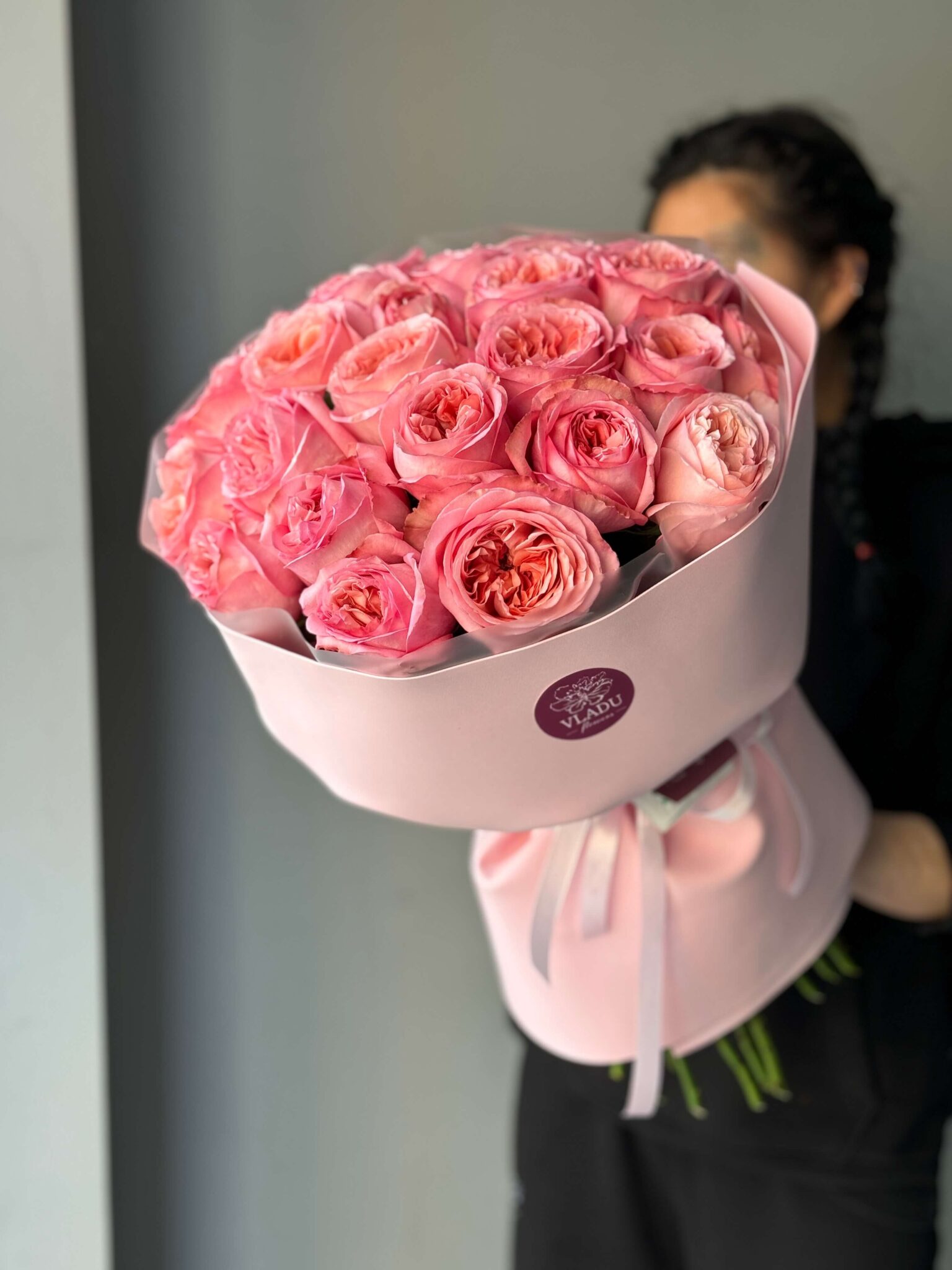 Букет из розы Пинк Экспрешн 60см