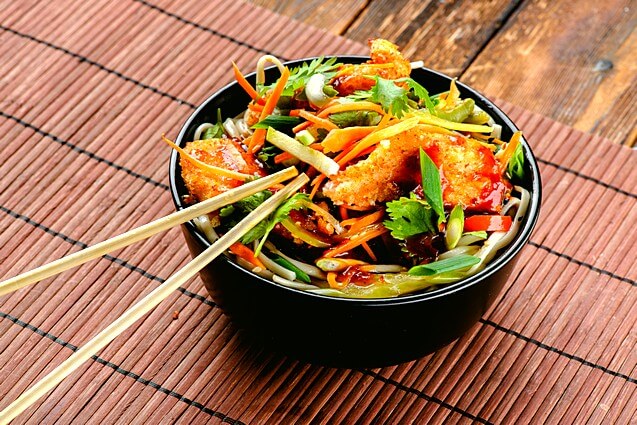 WOK хрустящяя курица