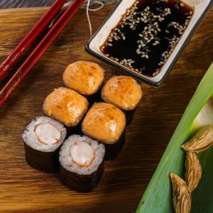 Мини с креветкой запеченный