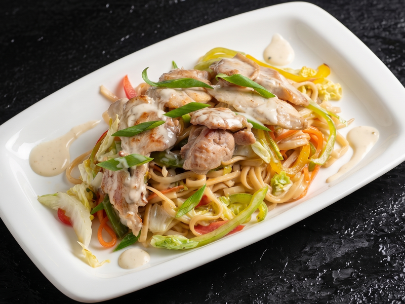 Яки удон лапша с курицей