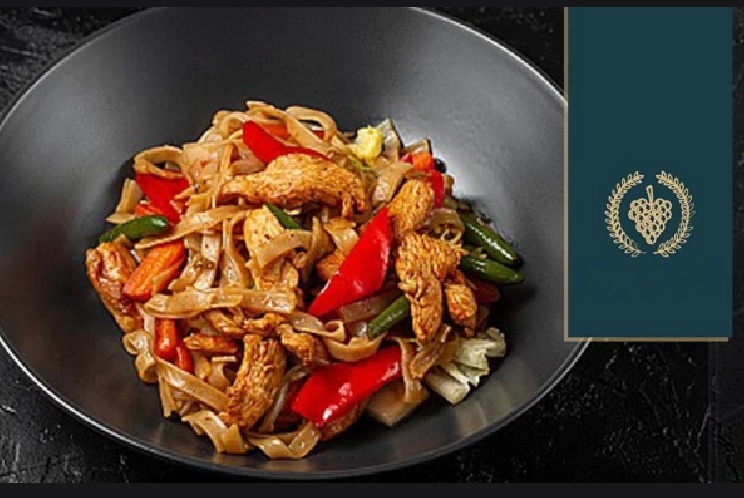 Wok с курочкой