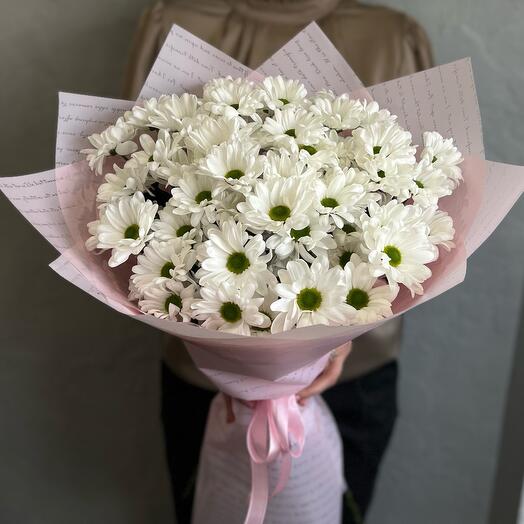 Букет из кустовых хризантем-ромашек