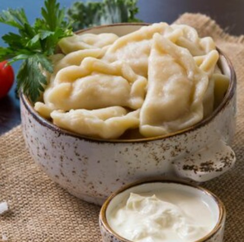 Вареники ручной лепки с картоф. и жар. луком