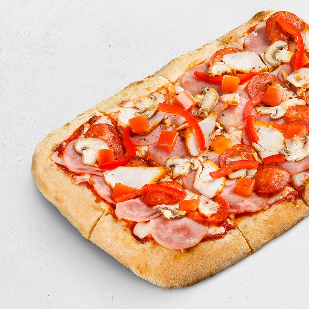 Всё и сразу римская на томатном соусе