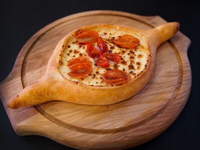Хачапури по-аджарский с беконом