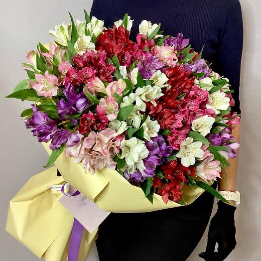 Букет 21 альстромерий микс