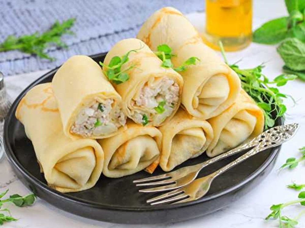 Блинчики с курицей и жульеном