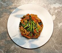 Пшен. лапша с курицей, грибами, овощами