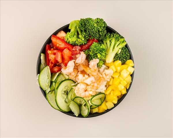 Поке с креветками и соусом Скай