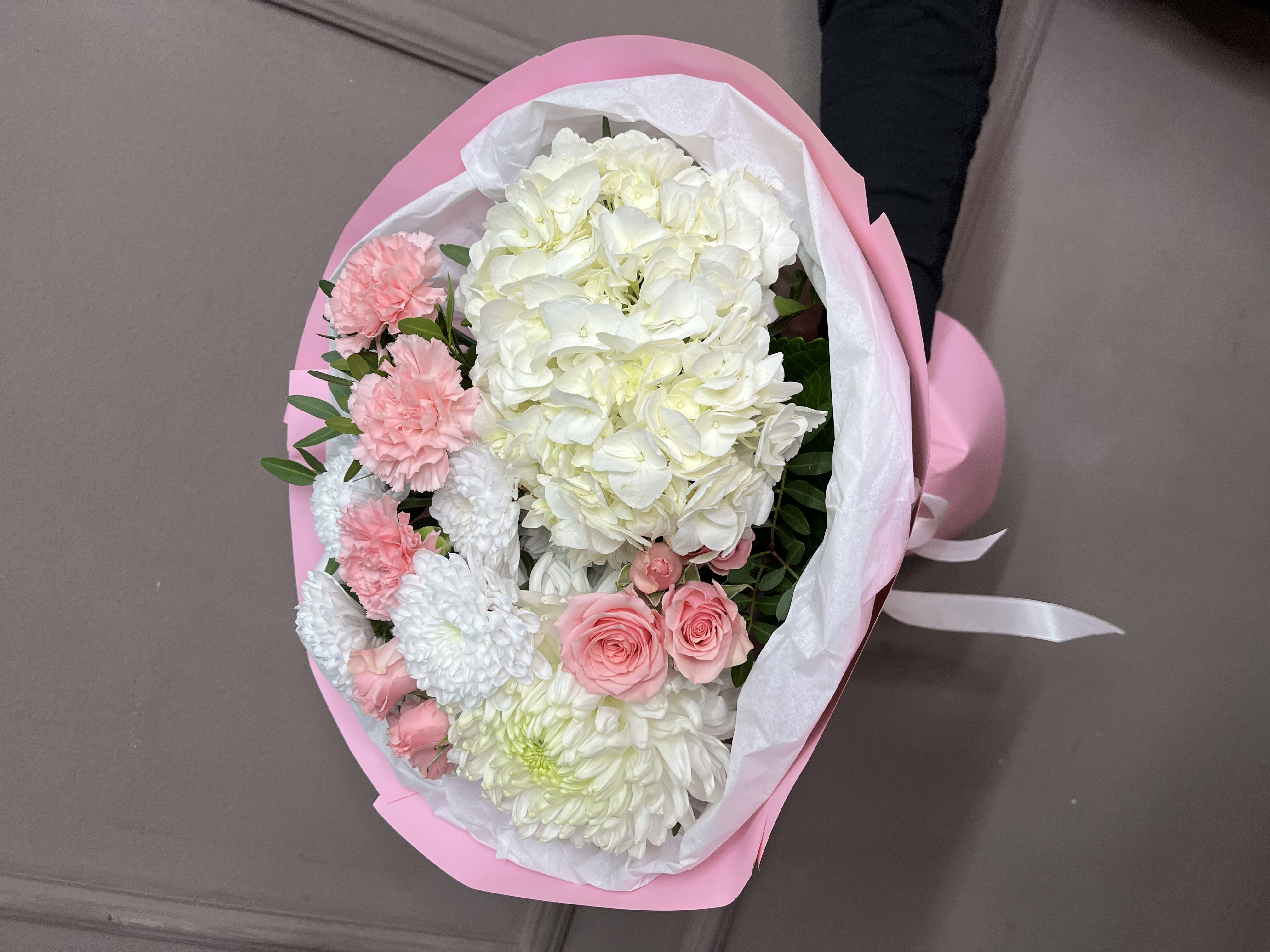 Букет с гортензией