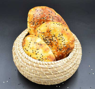 Лепешка с кунжутом