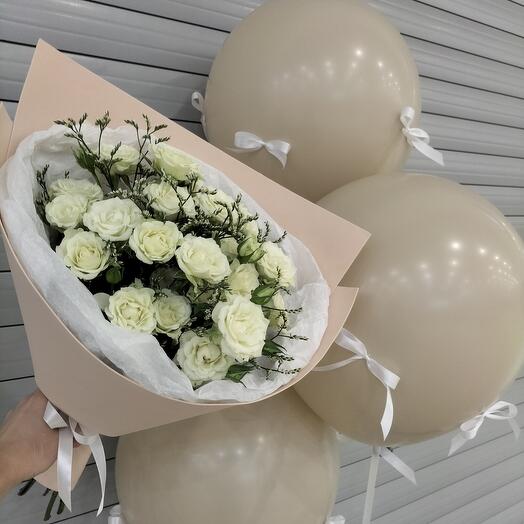 Сет ко Дню Рождения - Букет кустовых роз + шарики