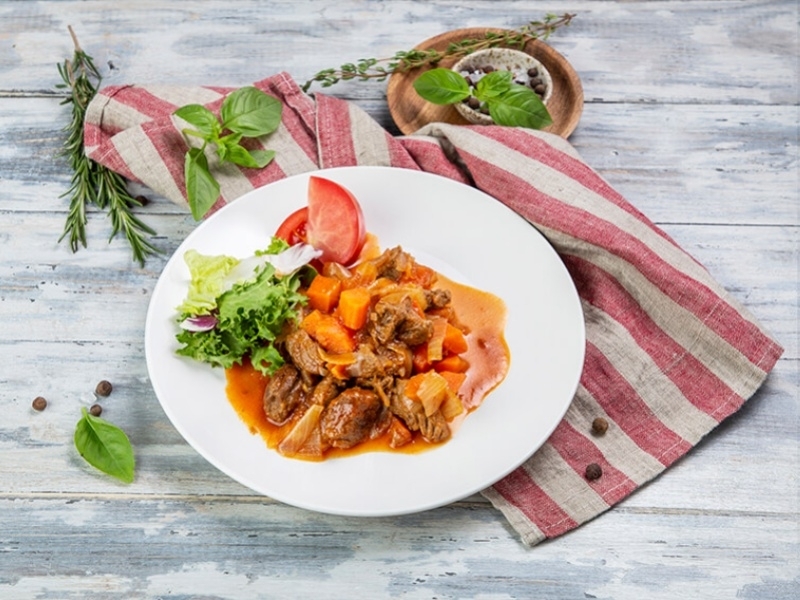 Гуляш из говядины