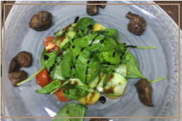 САЛАТ С КУРИНОЙ ПЕЧЕНЬЮ