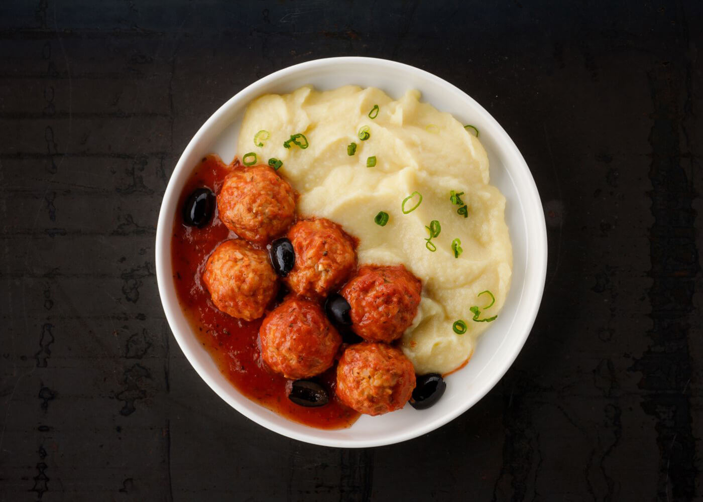 Тефтели мясные в томатном соусе Маринара