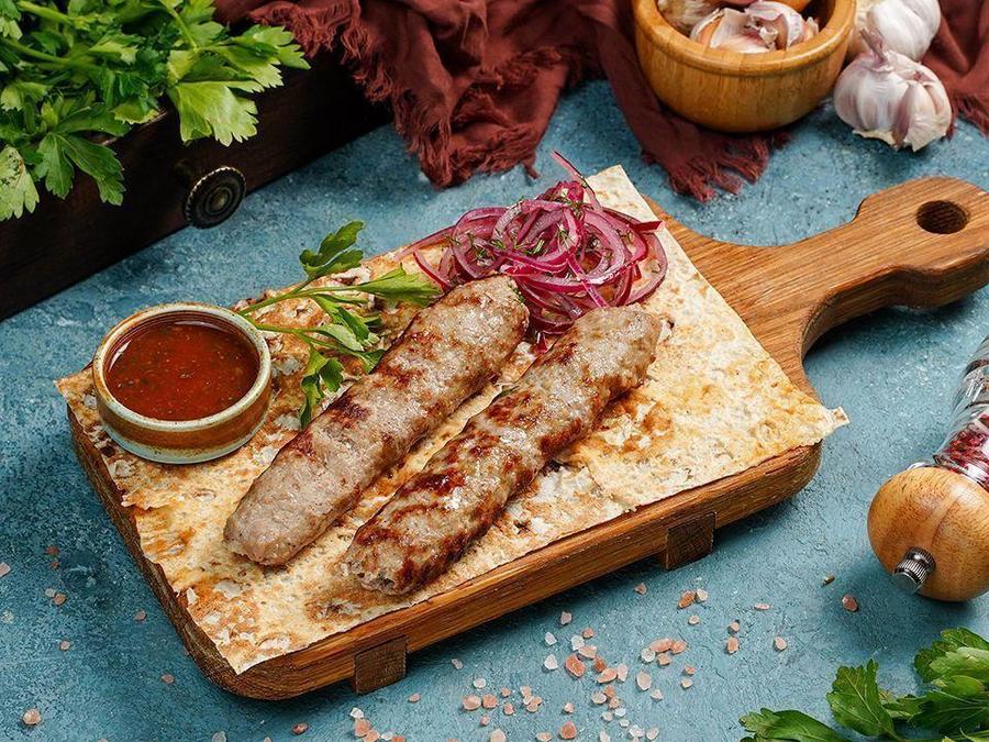 ЛЮЛЯ-КЕБАБ ИЗ ЯГНЕНКА 150/80 гр.