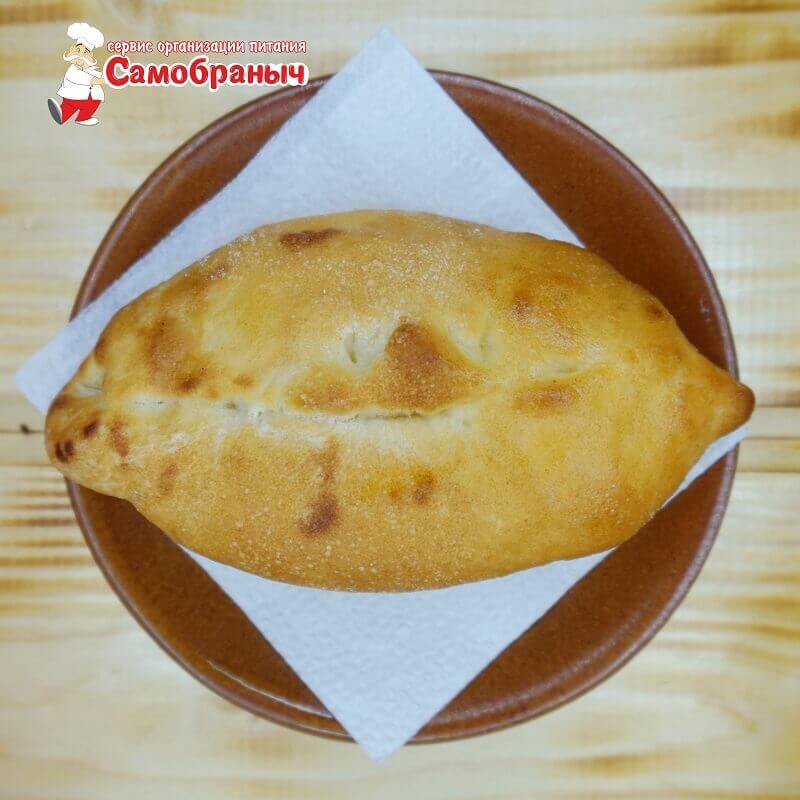 Пирожок печеный с вишней, 1 шт.